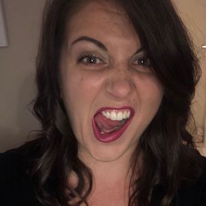 Meet your Posher, Karissa